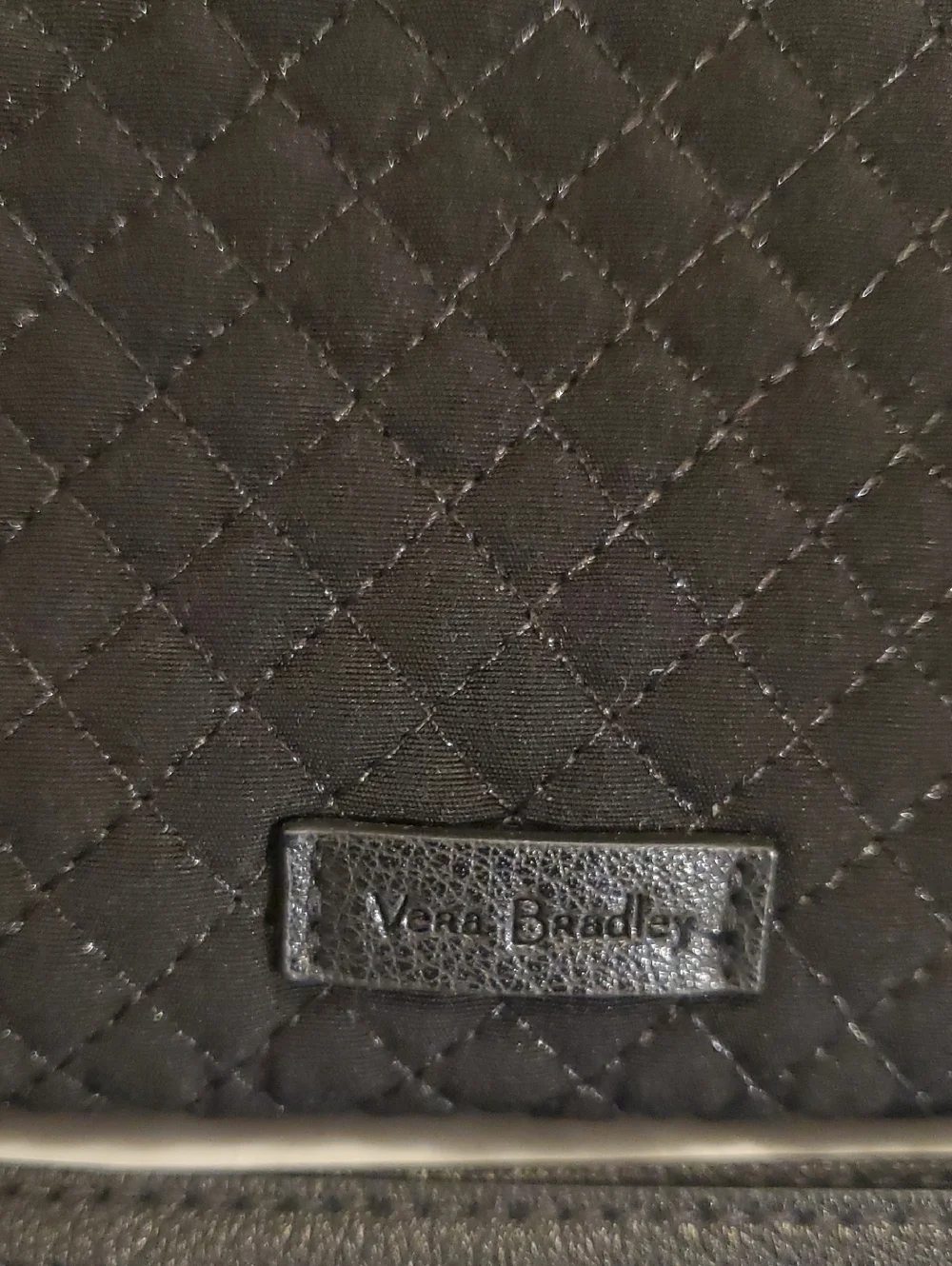 Vera Bradley Black Quilted Zip Wristlet Wallet - Picture 2 of 3